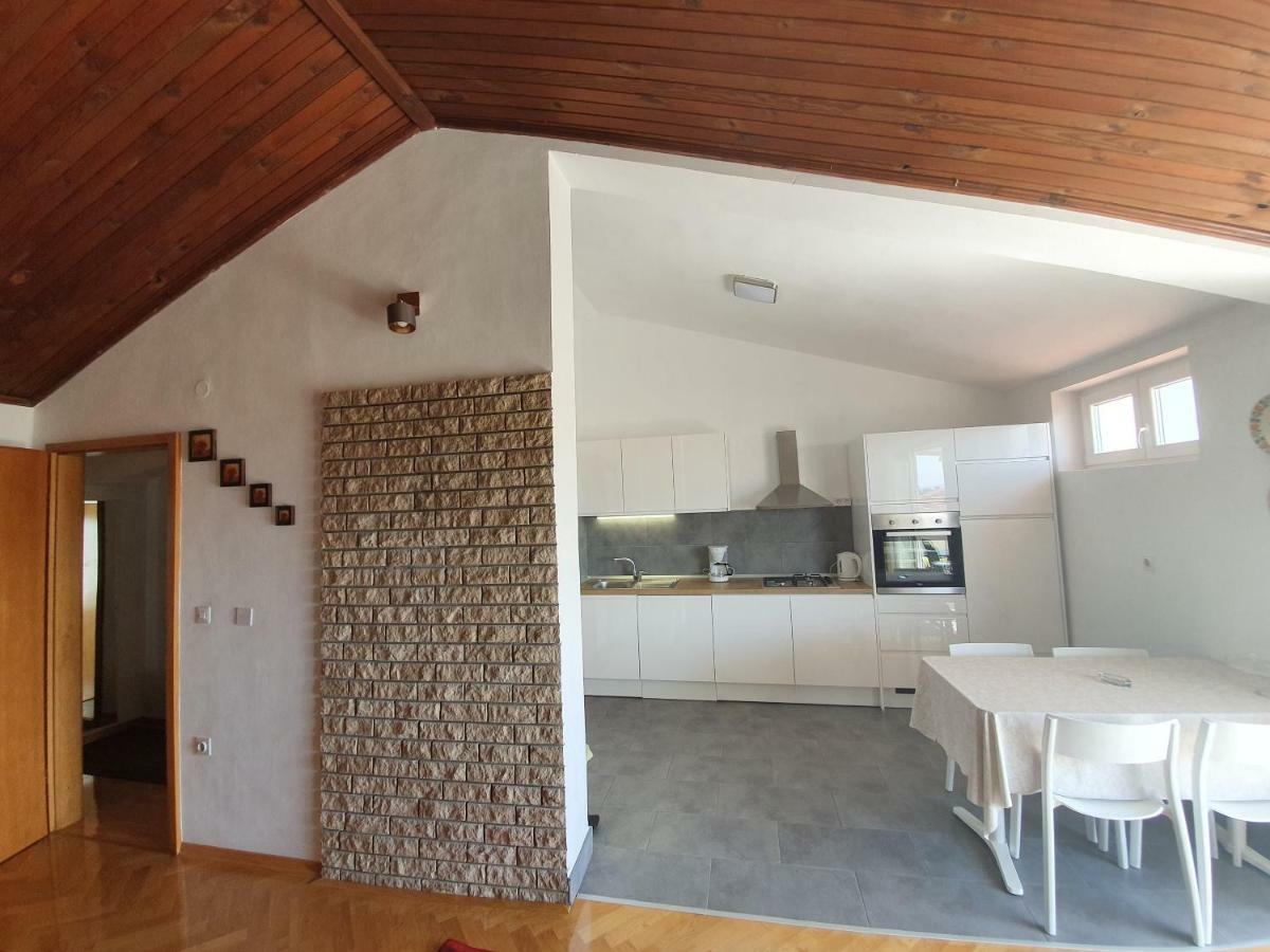 Penthouse Studio With Sea View Makarska Exterior foto